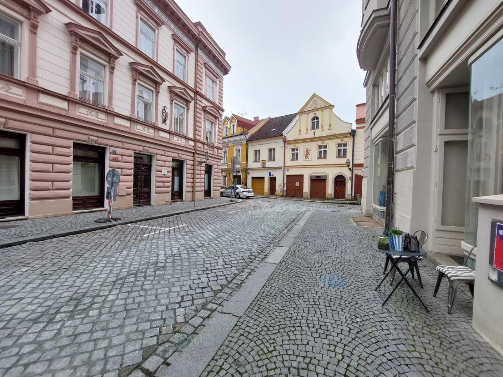 Exkluzivni Apartman V Prizemi V Hradci Kralove Hradec Králové Buitenkant foto